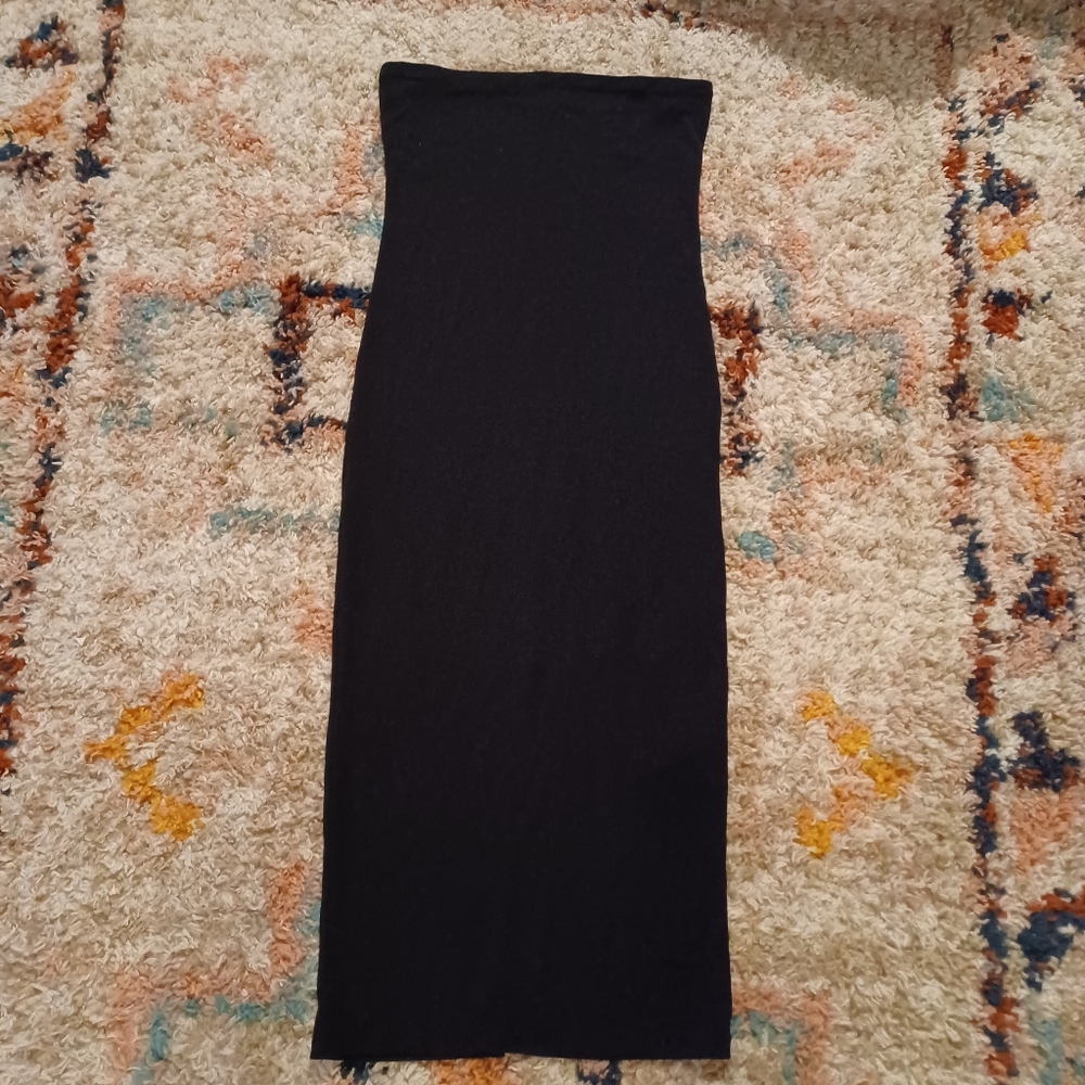 Forever 21 Black Strapless Midi Dress • S